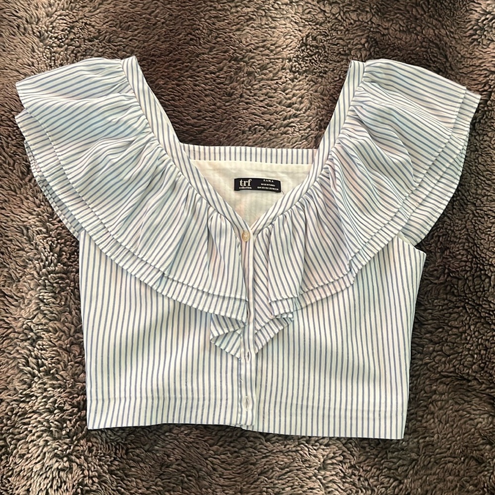 Zara sweetheart ruffled crop top